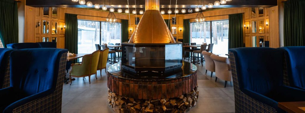 Каминный зал