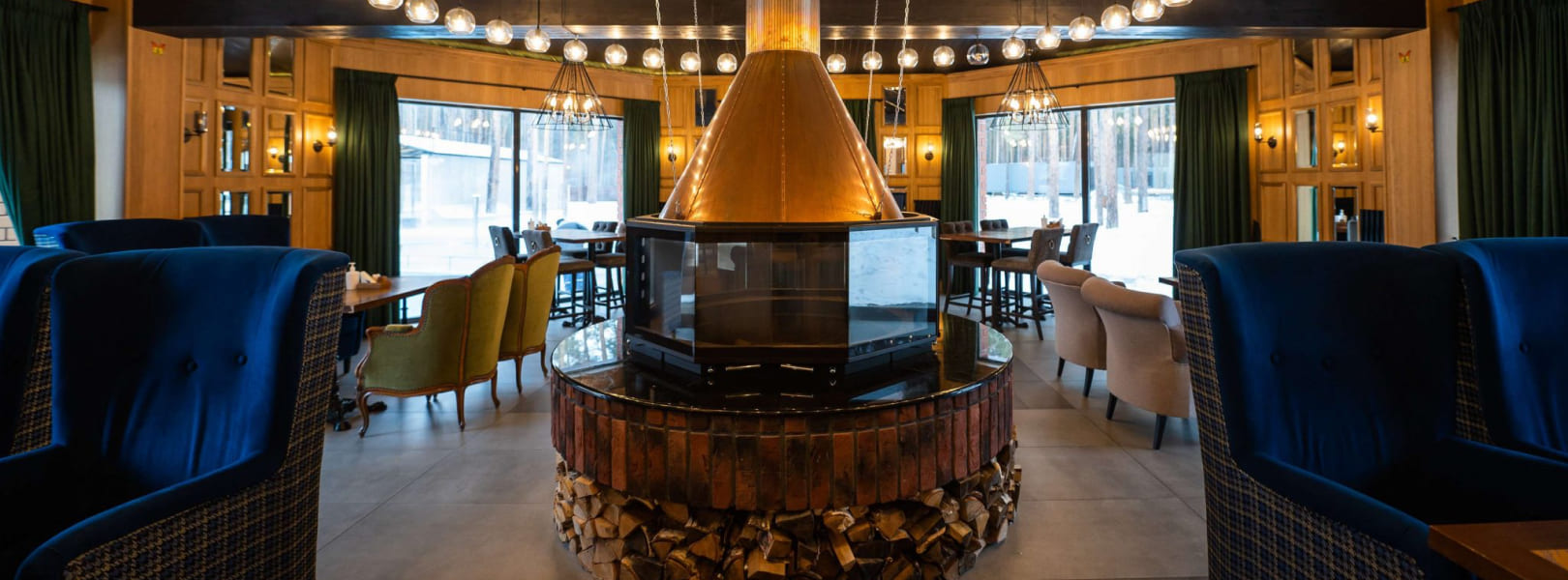 Каминный зал