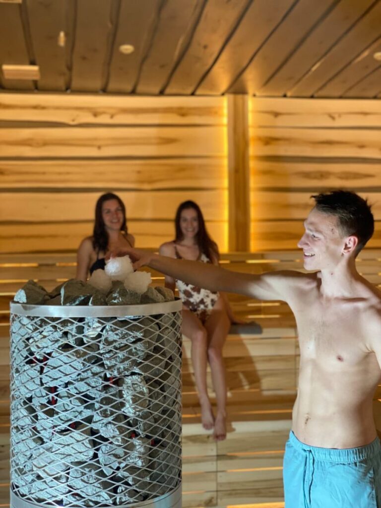 Регион <br/>«Россия»