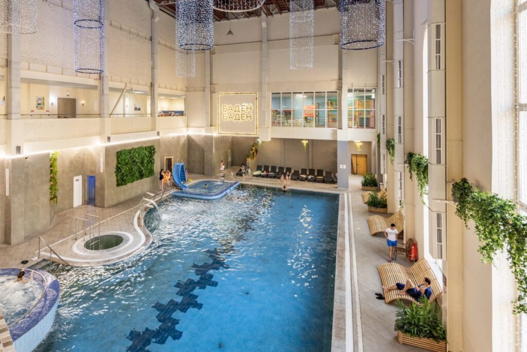 Внутренний бассейн Внутренний бассейн