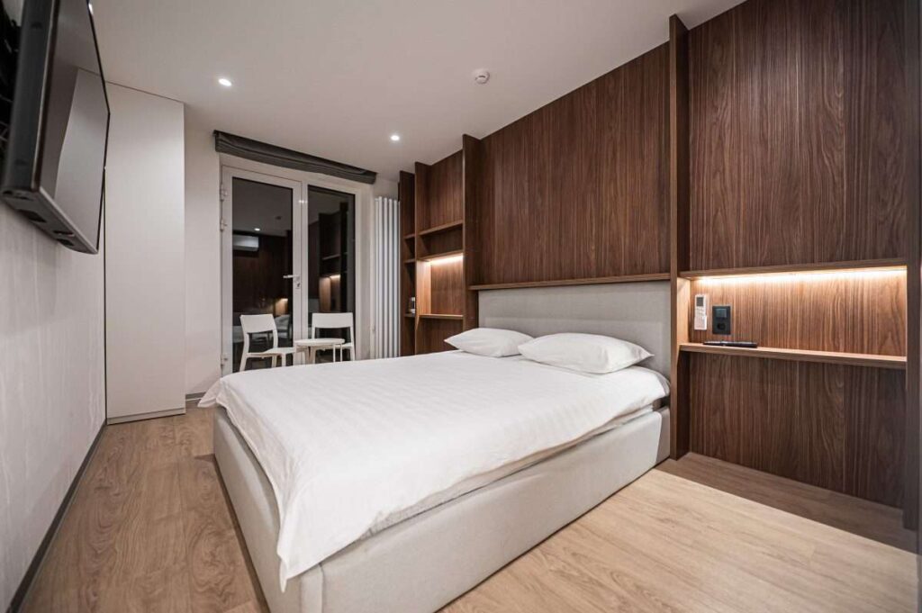 Проживание в Forest двухместный (панорамный) в термальном курорте Баден Баден Еткуль