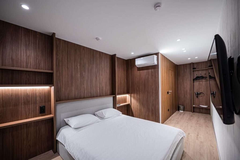 Проживание в Forest двухместный (панорамный) в термальном курорте Баден Баден Еткуль