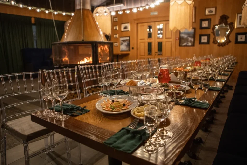 Каминный зал