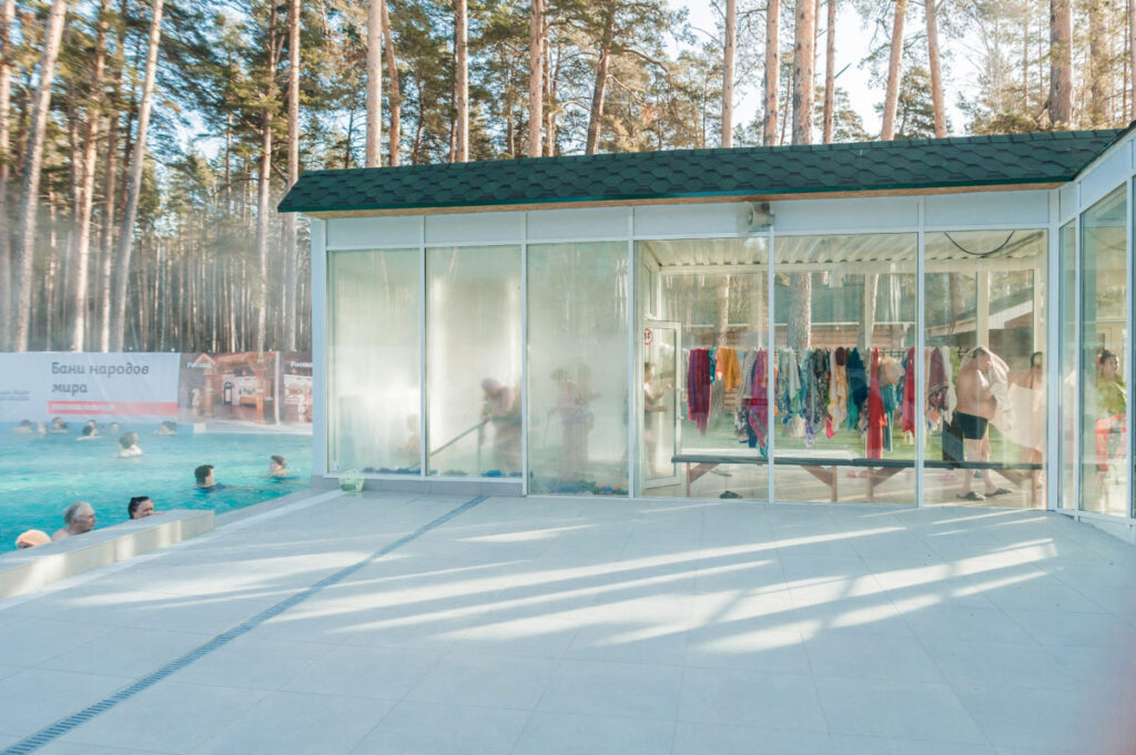 Открытый бассейн 450м<sup>2</sup>