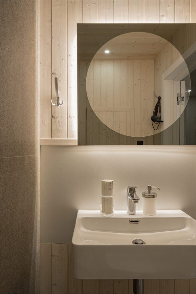 Проживание в Дом – контейнер двухкомнатный в термальном курорте Баден Баден Еткуль