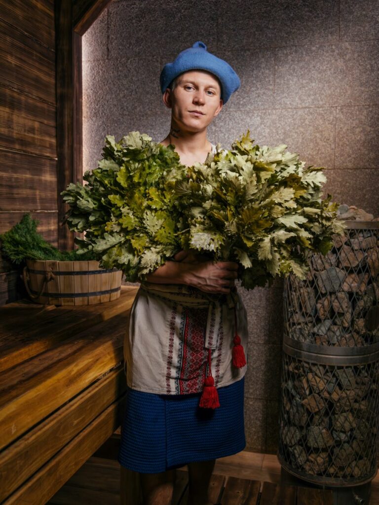 Парение «По Царски» на пихтовом ложе