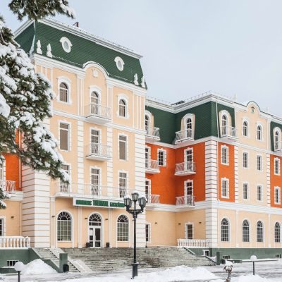 Галерея